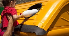 Jóvenes gallegos reclaman la colaboración ciudadana en el reciclaje