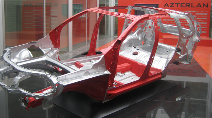 La industria de la automoción busca aleaciones sostenibles