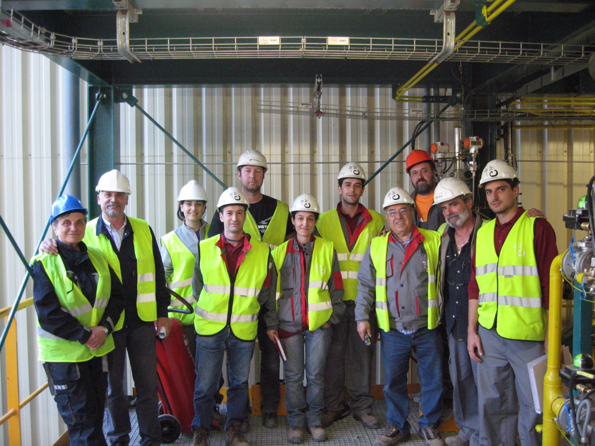 Ciuden enciende los 4 quemadores de la caldera de carbón pulverizado