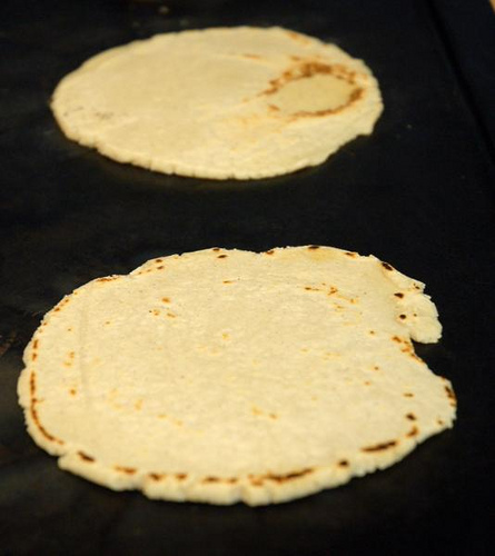 Científicos reinventan la tortilla de maíz