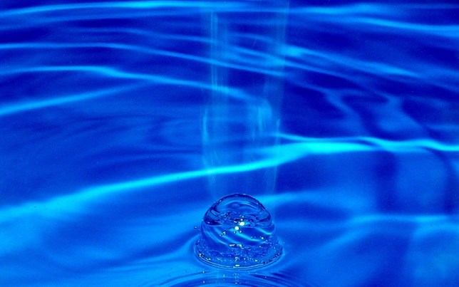 Electricidad a partir de agua y sal (Ver VIDEO)