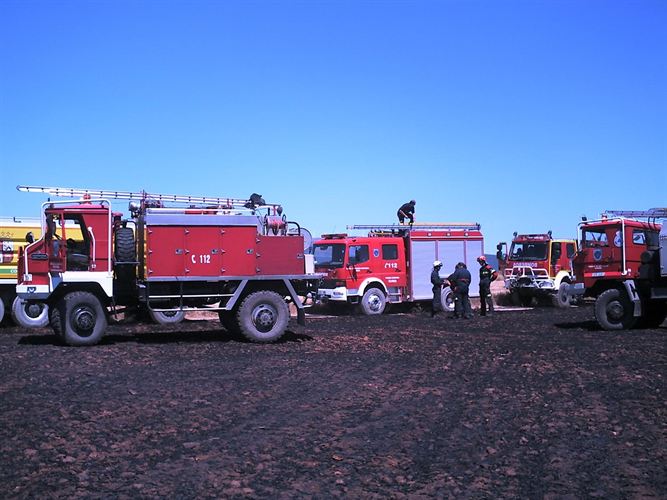 Castilla y León. Un fuego arrasa 33