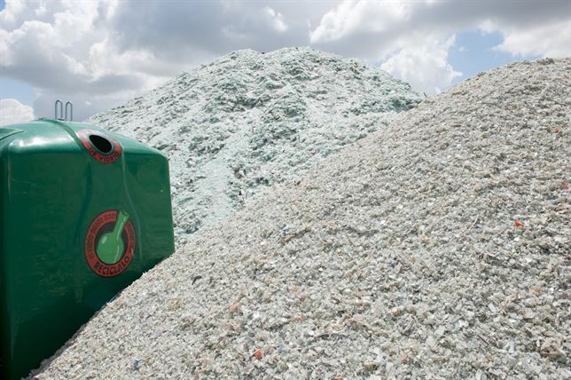 Los valencianos reciclaron más de 80 kilos de envases de vidrio en 2013