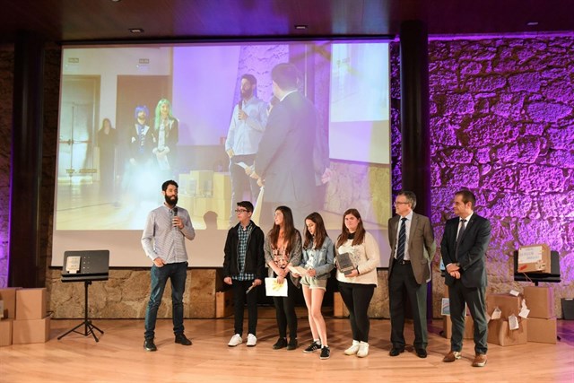 Cogersa entrega los premios del concurso de relatos de la Red de Escuelas por el Reciclaje