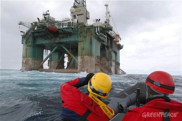 Greenpeace continuará con su campaña por salvar el Ártico pese a las amenazas de las petroleras