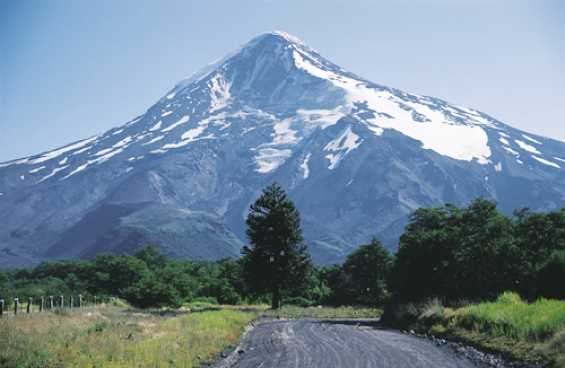 Argentina. El volcán Lanín hace saltar la alerta amarilla