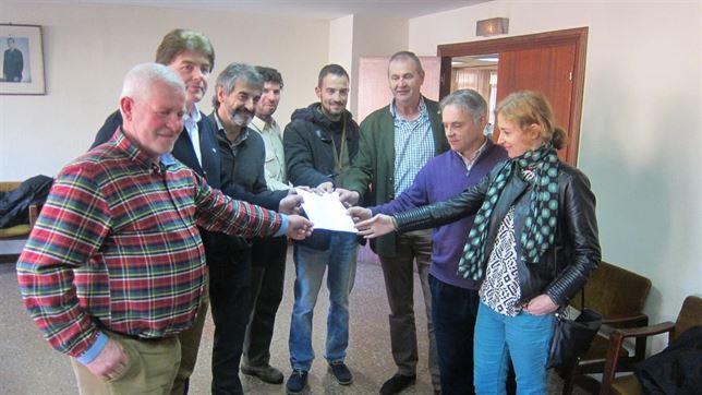 El acuerdo ‘histórico’ sobre el control del lobo en Cantabria