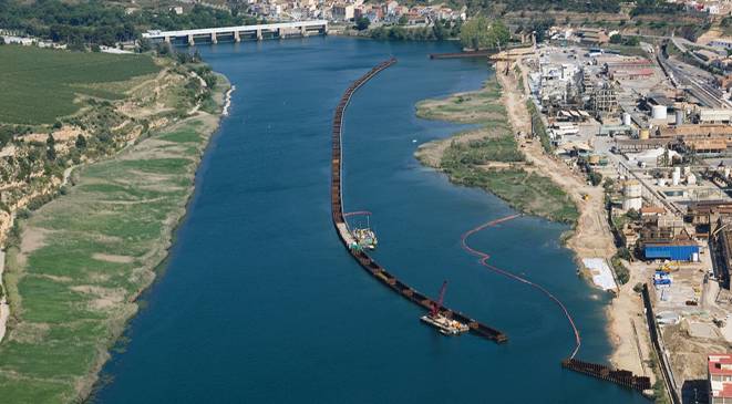 Actuaciones ‘inminentes’ para la eliminación de contaminación química en el embalse de Flix