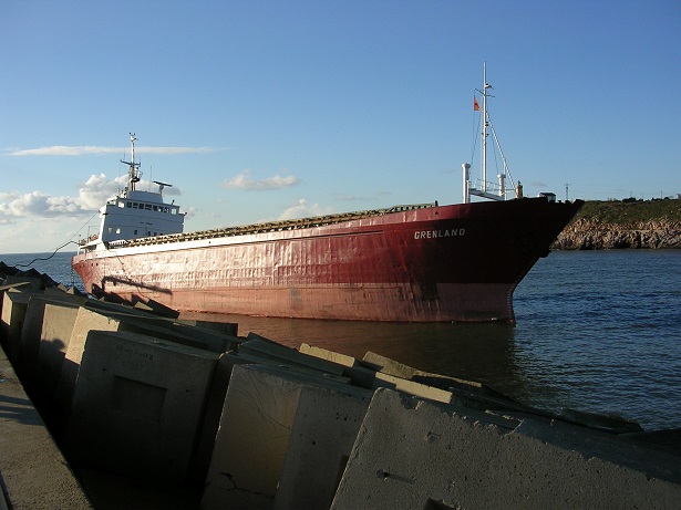 Asturias opina que el desguace de barcos de San Esteban no contaminara mucho…