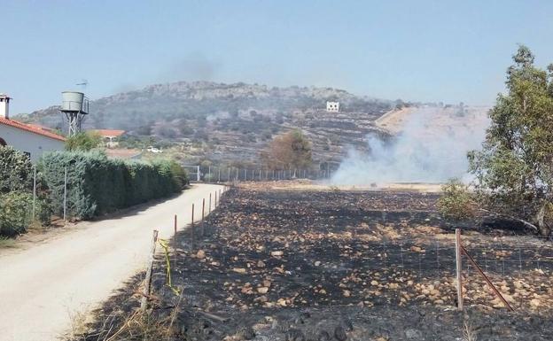 Controlado el incendio declarado en Magacela