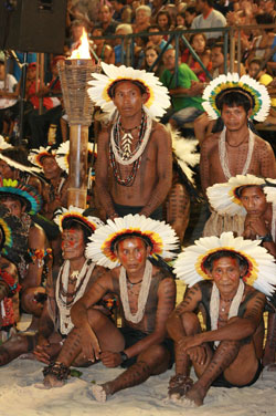 Un obispo ganador del Premio Nobel Alternativo critica duramente el “genocidio” de los guaraníes