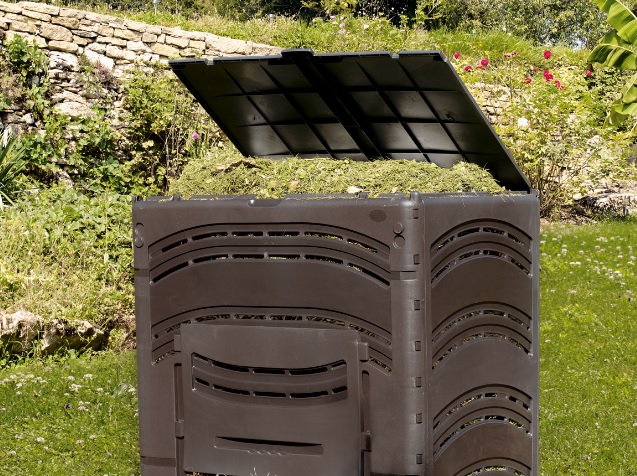 Vilaboa y Cambados amplían sus programas de compostaje doméstico de la mano de Sogama