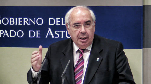 Areces se marca como tarea para 2010 la puesta en marcha de los cluster biosanitario y de energias renovables