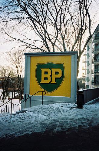 Una tormenta tropical amenaza con cruzar la zona del vertido de BP