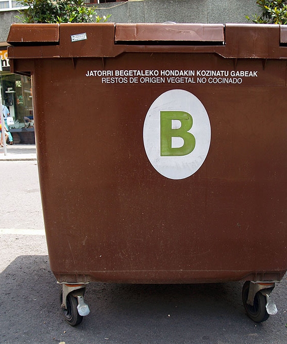 En Logroño se plantean ejecutar un proyecto piloto de recogida selectiva de residuos de comida para compostaje