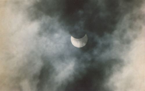 El eclipse apagará cientos de centrales solares