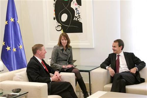 El presidente de Ford anuncia a Zapatero que Almussafes fabricará 5.000 coches híbridos al año