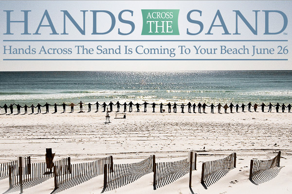 Campaña: “Hands Across The Sand”