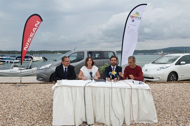 Nissan y Menorca firman un acuerdo para impulsar la movilidad eléctrica