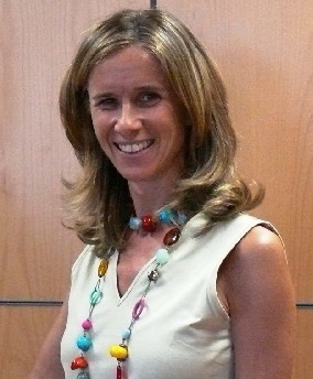 Garmendia elogia los "esfuerzos" de Extremadura para alcanzar una economía "sostenible" y "más innovadora"