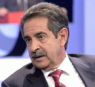 El ex-presidente cántabro aboga por invertir en las energías renovables