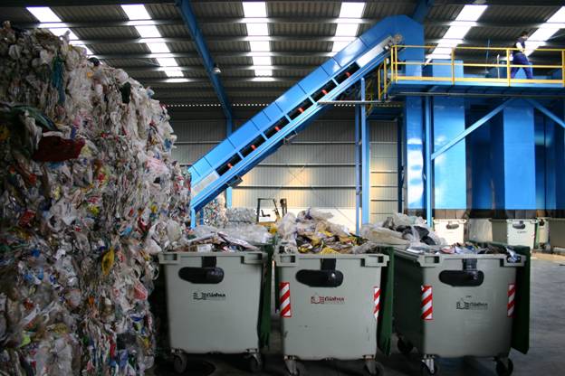 Los residuos generan de 5.000 millones de euros