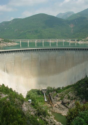 Catalunya ahorra una cantidad de agua equivalente a La Baells