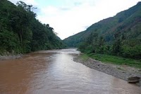 Venezuela: derrame de petroleo afecta al Río Catatumbo en el Zulia