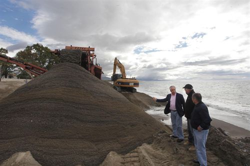 Málaga. Regeneran las playas de San Pedro Alcántara
