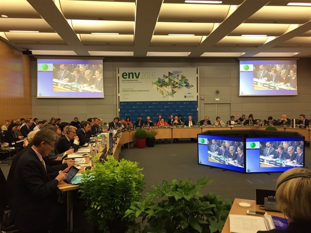 España urge en la OCDE a incorporar mitigación y adaptación en políticas públicas