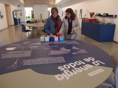 Una muestra en la Casa de las Ciencias de Logroño da una perspectiva sobre la situación energética mundial y alternativas limpias