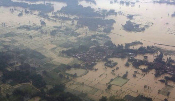 Nepal: Suman 47 los muertos por las inundaciones