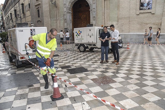 Granada ‘planta cara’ a los chicles