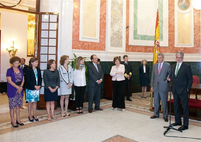 El Congreso prepara la nueva iluminación de la Puerta de los Leones principal