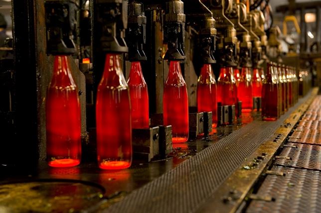 Los fabricantes de envases de vidrio reducen las emisiones de CO2
