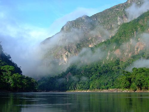 Bolivia promulga la Ley de la Madre Tierra