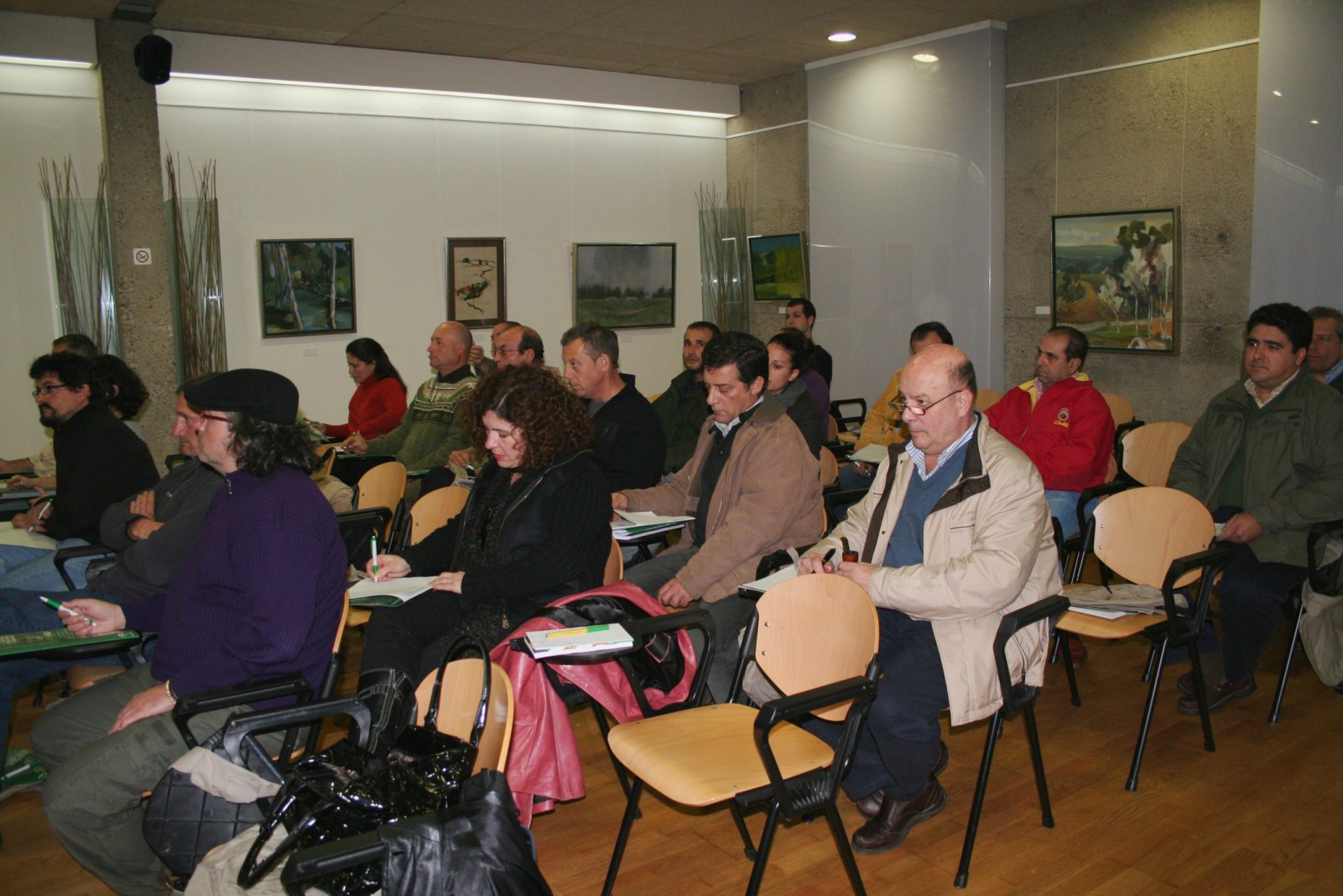 Adad asistió ayer ala primera sesión del plan de participación social del corredor verde del guadiamar