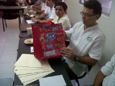 Estudiantes del Nivel Superior se unen a programa internacional de reciclaje