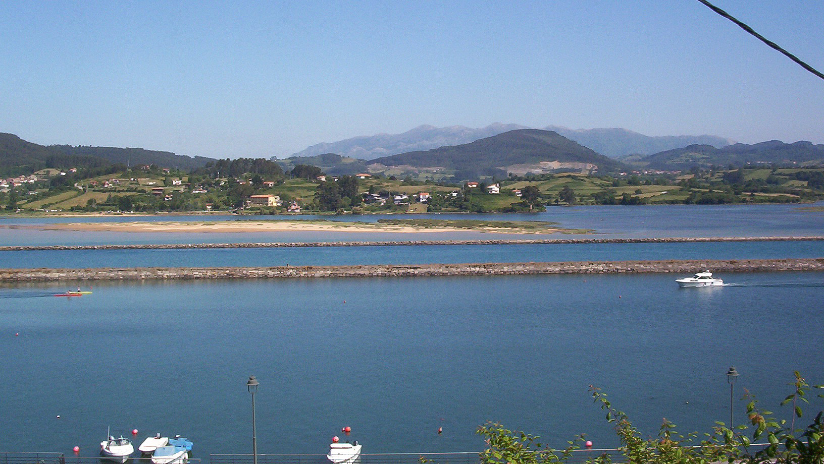 Asturias. Dragado de la ría de Villaviciosa