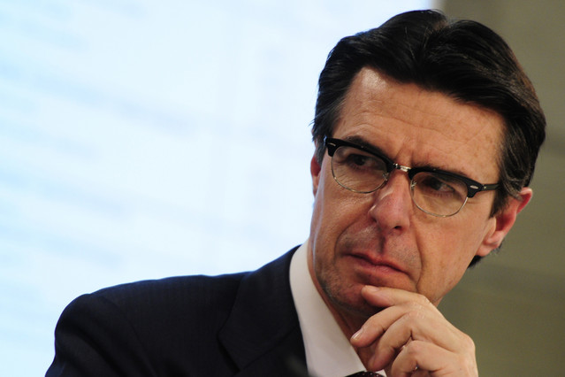 Soria bajará las primas a las renovables sin menoscabo de una ‘rentabilidad razonable’