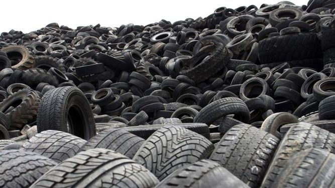 Castilla – La Mancha afirma que ya ha retirado 2.500 neumáticos del cementerio de Seseña