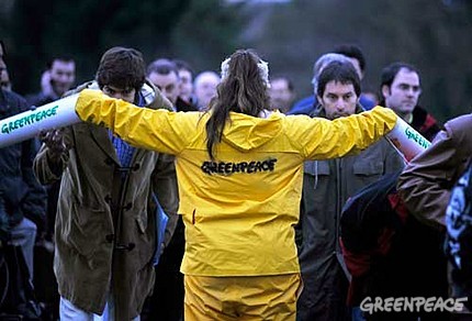 29 activistas de Greenpeace juzgados por realizar una protesta en Garoña