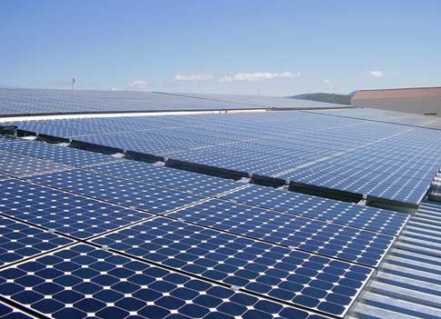 Energía solar. Dispone usted de un tejado en una nave industrial o en su vivienda