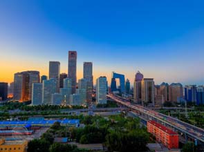 China’s Premier lays out “low” emission reduction targets