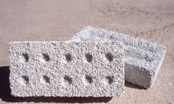 Argentina: Impulsan la elaboración de ladrillos con plástico reciclado en territorio bonaerense