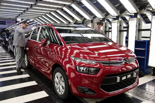 PSA Vigo reduce un 40% el consumo de electricidad por coche fabricado desde 2010