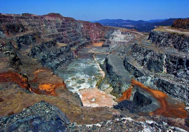 Andalucía ‘prostituye’ Aznalcóllar por un puñado de votos