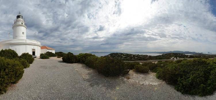 Faro de Sa Conillera: continúa la polémica