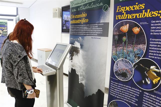 La UPO acoge una exposición sobre el cambio climático en Andalucía organizada por CEI CamBio