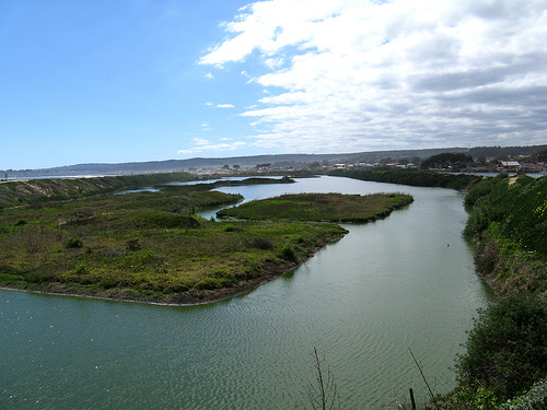 El Ayutamiento de Cartagena deberá evitar la edificabilidad de numerosos enclaves del municipio insuficientemente protegidos por el plan general